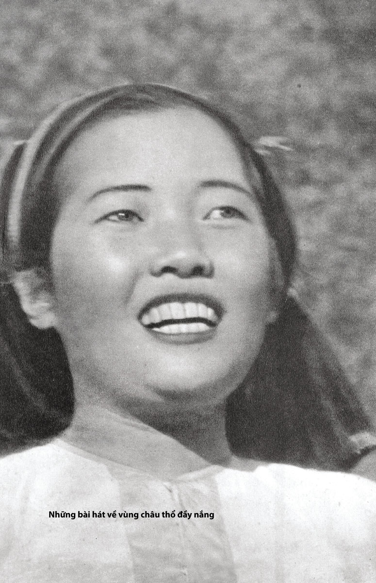 Ánh Sáng Trong Rừng Thẳm